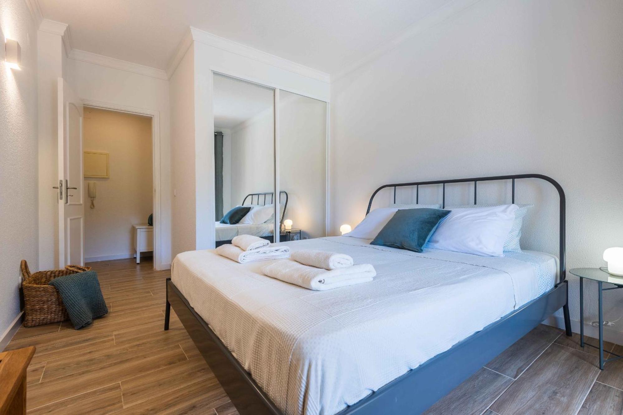Salgados 1 Bedroom Apartment - 500M From The Beach Guia  Exterior foto